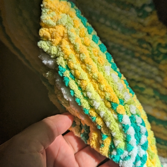 Corn-like Crocheted Square 🌽 - Picture 2 of 2